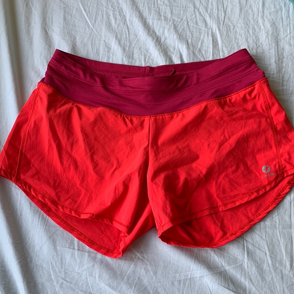 Oiselle size 4 red running shorts